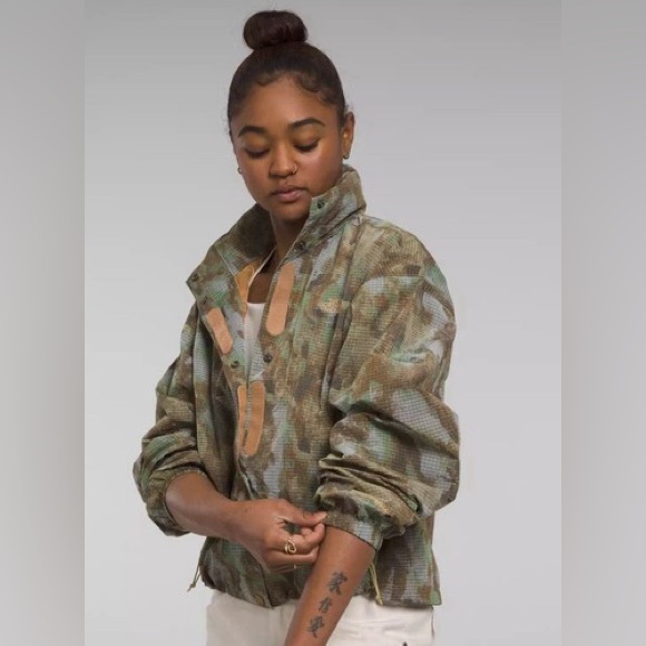 The North Face Jackets & Blazers - The North Face Utility Wind Jacket